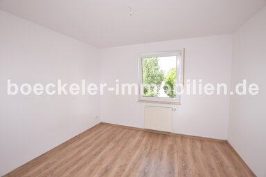 Wohnung zur Miete 320 € 2 Zimmer 41,8 m² 1. Geschoss frei ab sofort Weißenfels Weißenfels 06667