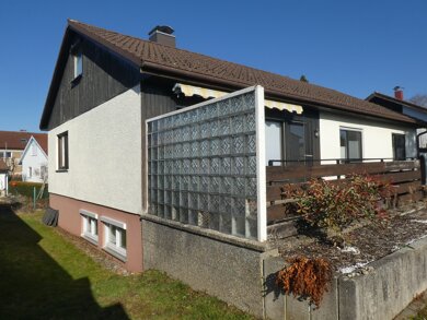 Bungalow zum Kauf 448.000 € 4,5 Zimmer 112 m² 667 m² Grundstück frei ab sofort Leutkirch Leutkirch im Allgäu 88299