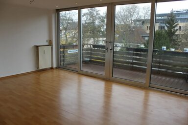 Wohnung zur Miete 700 € 3 Zimmer 150 m² frei ab sofort Wilhelmstr. 24 Wahllokal 50 Siegburg 53721