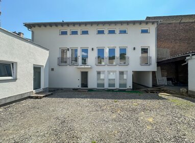 Mehrfamilienhaus zum Kauf 798.000 € 8 Zimmer 295,9 m² 716 m² Grundstück Bad Nauheim - Kernstadt Bad Nauheim 61231