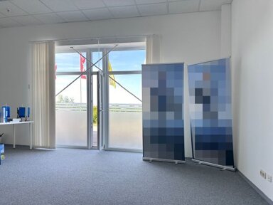 Bürofläche zur Miete 780 € 3 Zimmer 69 m² Bürofläche Kernstadt Schwandorf Schwandorf 92421