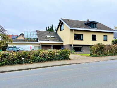 Mehrfamilienhaus zum Kauf 459.000 € 12 Zimmer 328,8 m² 1.073 m² Grundstück Brake Lemgo 32657