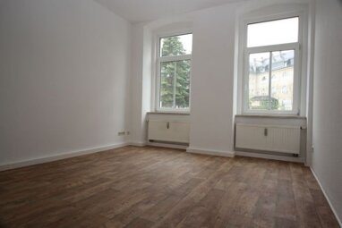 Wohnung zur Miete 242,20 € 2 Zimmer 43,3 m² Erdgeschoss Leibnizstraße 26 Südvorstadt Plauen 08527