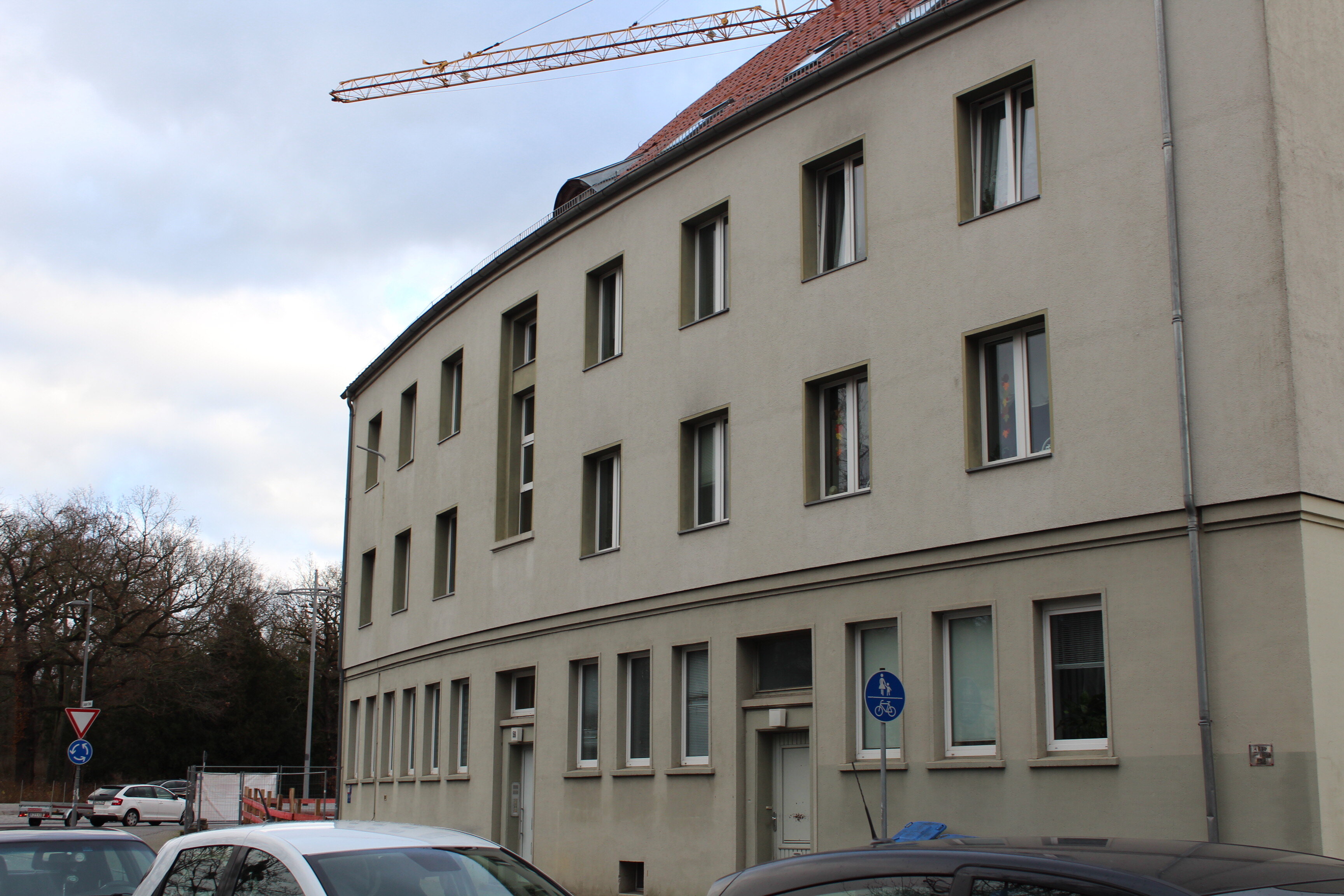Wohnung zur Miete 598 € 3 Zimmer 84 m²<br/>Wohnfläche 2. Stock<br/>Geschoss Ziebigker Straße 59 Siedlung 101 Dessau-Roßlau 06846