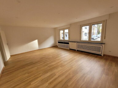 Wohnung zur Miete 651 € 3 Zimmer 93 m² EG Diedenhofener Str. 5-7 Untermeiderich Duisburg 47137