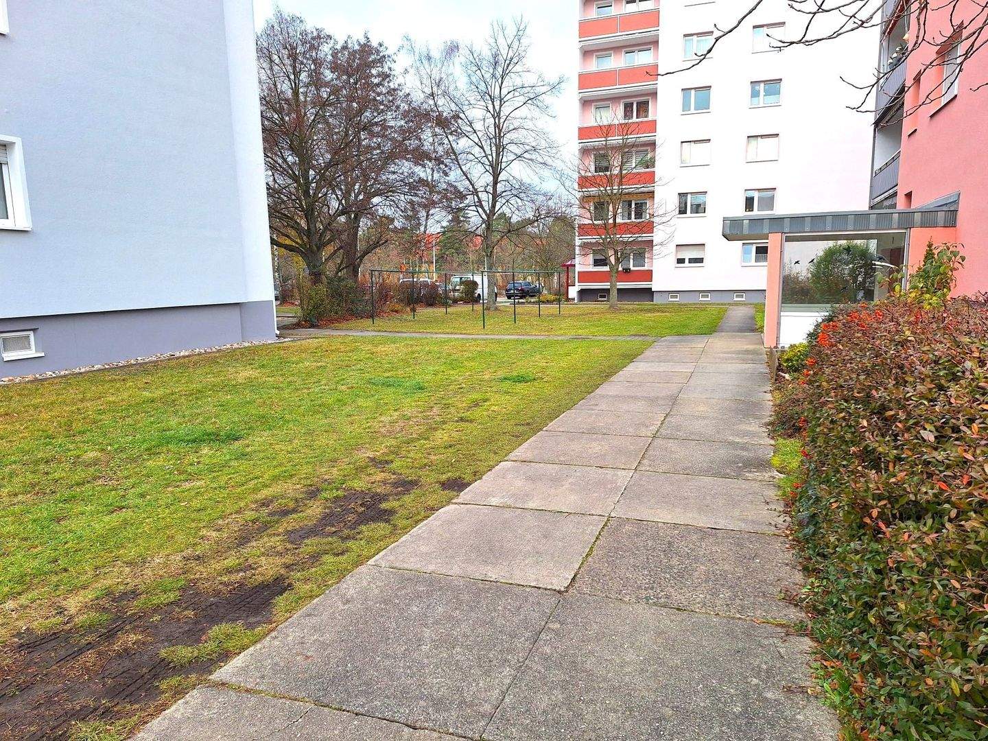 Immobilie in Cottbus - Chóśebuz - Kleine, freundliche Eigentumswohnung, gemütlich und sehr gepflegt - Bild 2