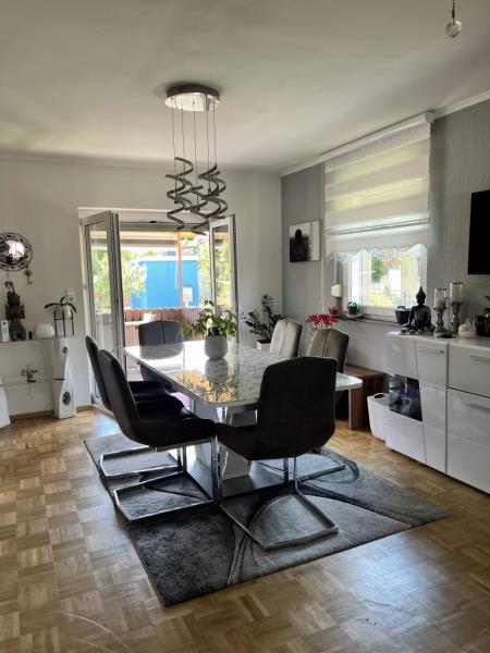 Einfamilienhaus zum Kauf 275.500 € 5 Zimmer 119 m²<br/>Wohnfläche 304 m²<br/>Grundstück Neckarelz Mosbach 74821