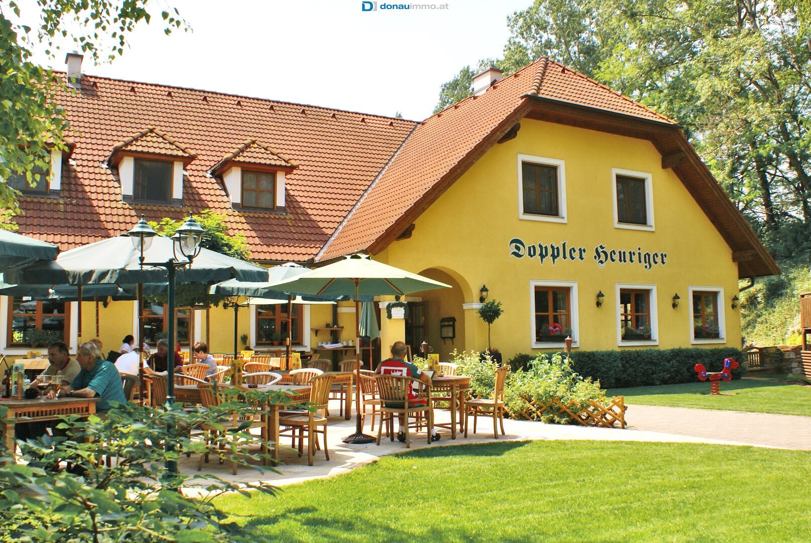 Gastronomie/Hotel zum Kauf 1.499.000 € 2.977 m² Grundstück Am Teich Sierndorf 2011