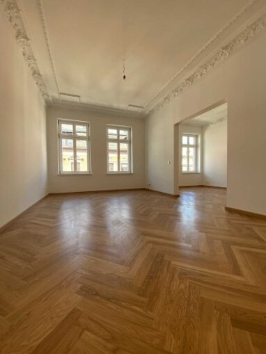 Wohnung zur Miete 700 € 4 Zimmer 114 m² Arthur-Hoffmann-Straße 47 Zentrum - Süd Leipzig 04107