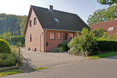 Mehrfamilienhaus zum Kauf 325.000 € 5 Zimmer 134 m² 935 m² Grundstück frei ab sofort Agathenburg 21684