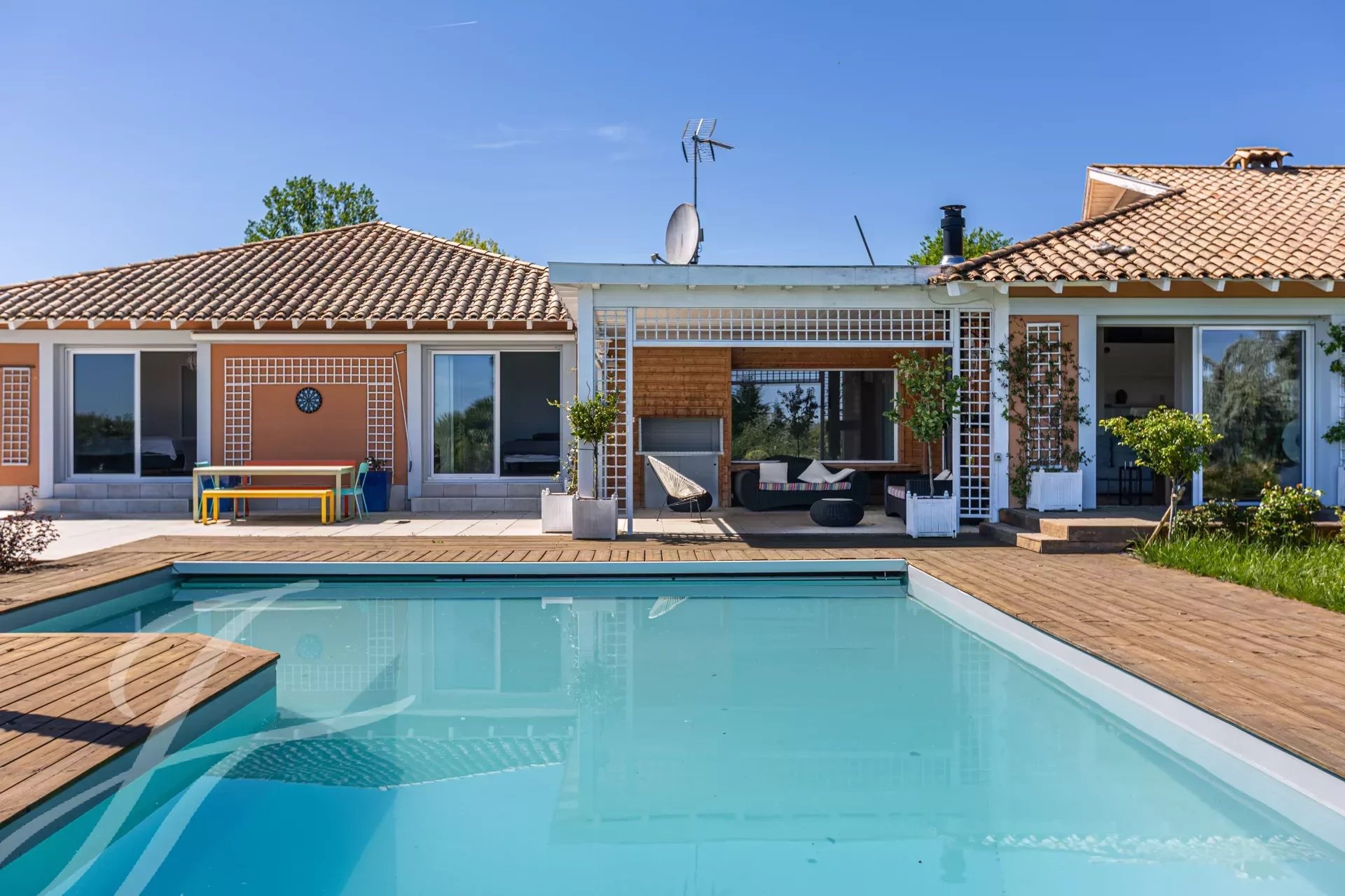 Villa zum Kauf 1.470.000 € 6 Zimmer 250 m²<br/>Wohnfläche 3.100 m²<br/>Grundstück Carignan-de-Bordeaux 33360