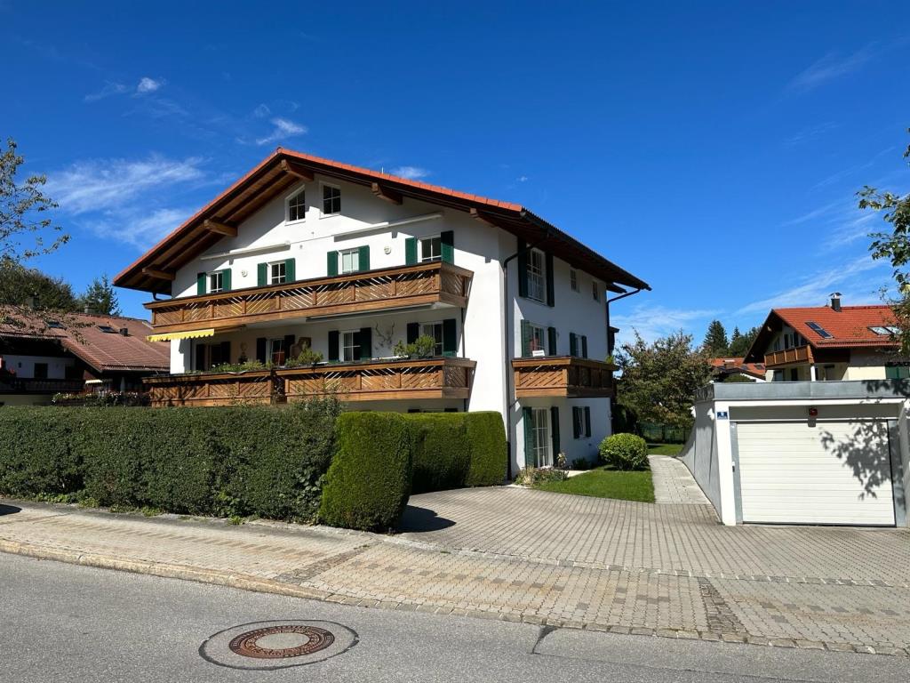 Wohnung zum Kauf 600.000 € 2 Zimmer 68,8 m² 1. Geschoss Bad Wiessee Bad Wiessee 83707