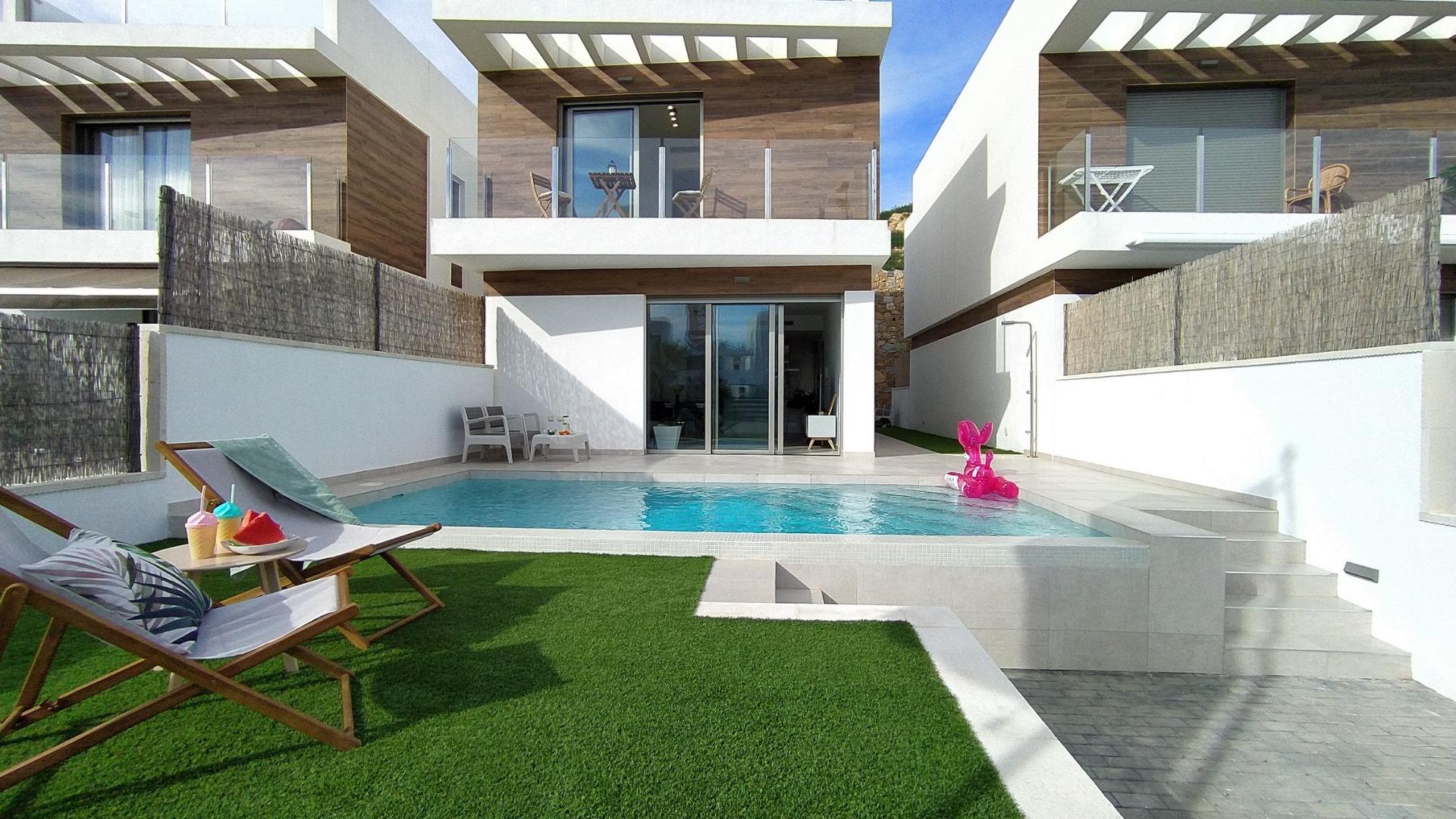 Villa zum Kauf 569.900 € 3 Zimmer 140 m²<br/>Wohnfläche 530 m²<br/>Grundstück Orihuela Costa 03189