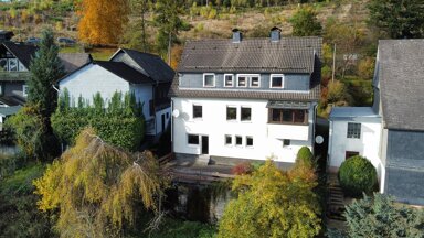 Einfamilienhaus zum Kauf 249.000 € 7 Zimmer 185 m² 2.010 m² Grundstück Schwarzenau Bad Berleburg 57319