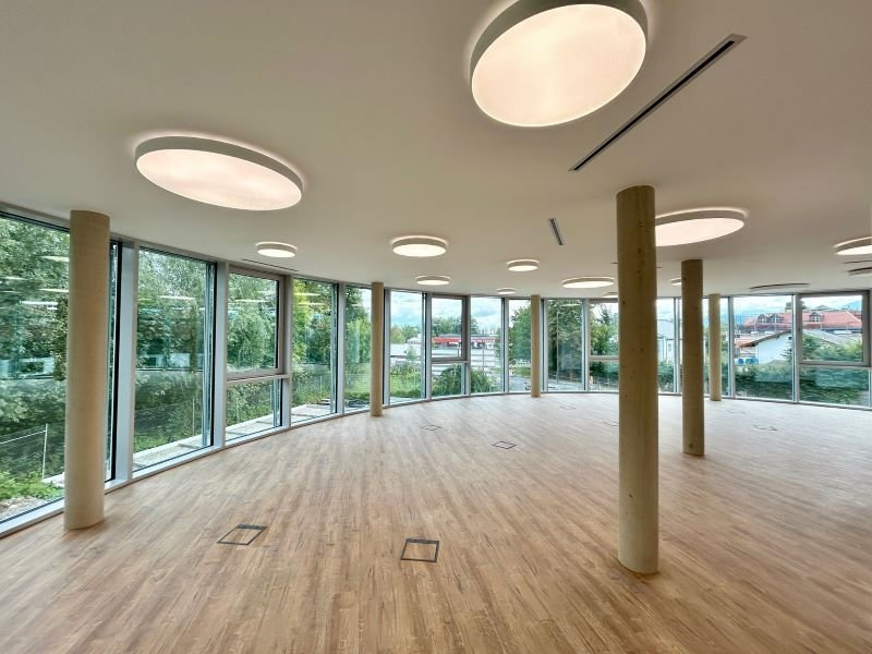 Bürofläche zur Miete 13,50 € 506,3 m²<br/>Bürofläche ab 119,4 m²<br/>Teilbarkeit Rosenheim 83026