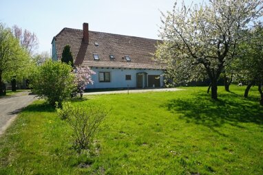Bauernhaus zum Kauf 500.000 € 7 Zimmer 200 m² 4.832 m² Grundstück Löbnitz Löbnitz 18314