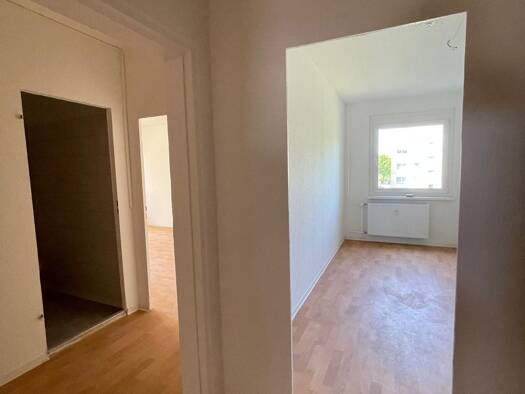 Wohnung zur Miete 415 € 2 Zimmer 48,9 m² 1. Geschoss frei ab sofort Johannes-Göderitz-Straße 17 Neu Olvenstedt Magdeburg 39130