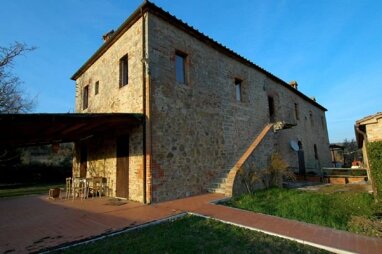 Bauernhaus zum Kauf 8 Zimmer 200 m² 1.500 m² Grundstück Castelnuovo Berardenga