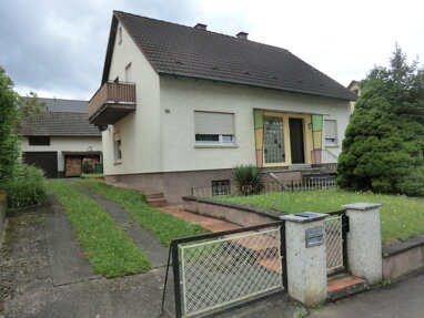 Einfamilienhaus zum Kauf 289.000 € 6 Zimmer 120 m² 623 m² Grundstück Gartenstr. 66 Sulzfeld Sulzfeld 75056