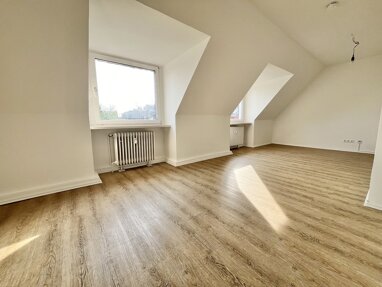 Wohnung zur Miete 739 € 4 Zimmer 74 m² 4. Geschoss Rellinghauser Str. 124 Rüttenscheid Essen 45128