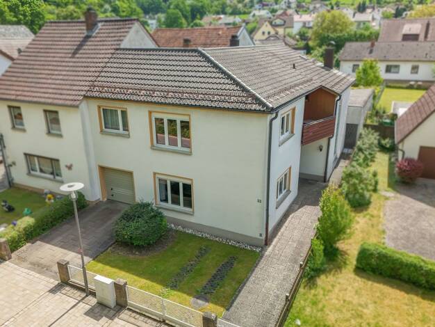 Haus zum Kauf 336.000 € 8 Zimmer 220 m² 667 m² Grundstück Niederfüllbach 96489