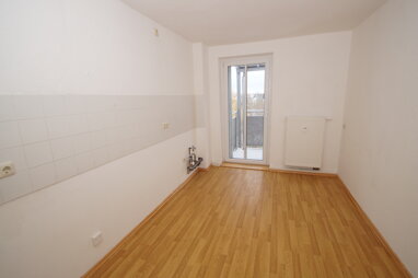 Wohnung zur Miete 349 € 3 Zimmer 71,2 m² 4. Geschoss Jahnstraße 39 Lutherviertel 221 Chemnitz 09126