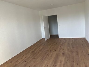 Wohnung zum Kauf 235.000 € 3 Zimmer 90 m² 2. Geschoss Bischofsheim Maintal 63477