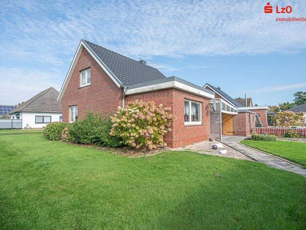 Einfamilienhaus zum Kauf 179.000 € 5 Zimmer 117,2 m² 639 m² Grundstück Rodenkirchen Stadland 26935