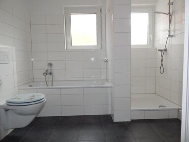 Wohnung zur Miete 730 € 4 Zimmer 92,4 m² 1. Geschoss frei ab 11.03.2025 Menzelstr. 6 Stadtmitte Recklinghausen 45659