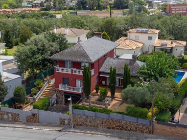 Villa zum Kauf Provisionsfrei 1.130.000 € 8 Zimmer 310 m² 725 m² Grundstück Girona 17003