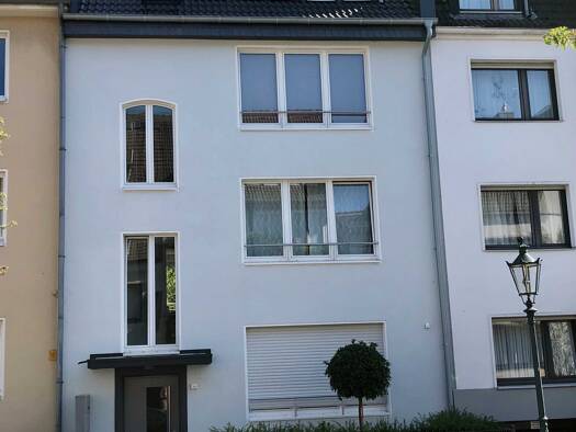 Wohnung zur Miete 1.200 € 2 Zimmer 70 m² Geschoss 1/4 frei ab sofort Columbusstraße 35 Oberkassel Düsseldorf 40549